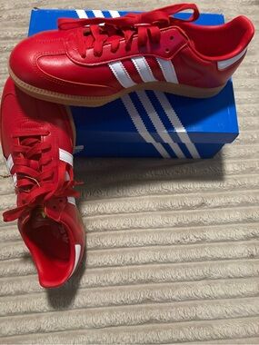 adidas Red Leather Sneakers with White Stripes BNWT Size 11 AT-5/87